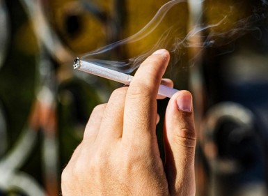 Pode fumar antes de fazer exames de sangue?